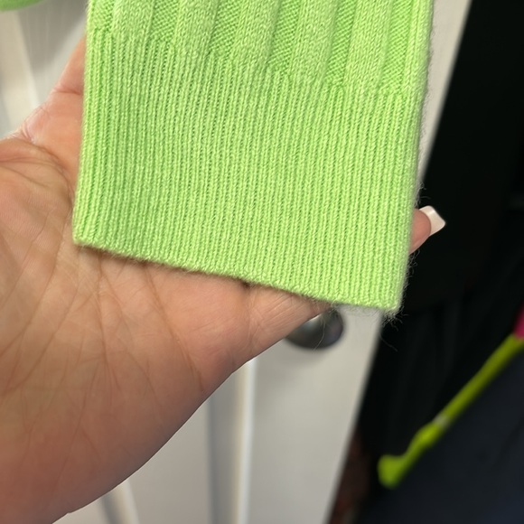 New York and Company size large sweater - Picture 3 of 3